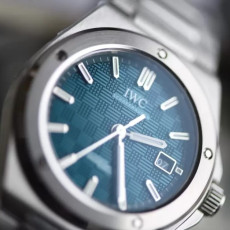 IWC 아이더블유씨 인제니어 블루 다이얼 SS 브레이슬릿 40mm V2 IW328903