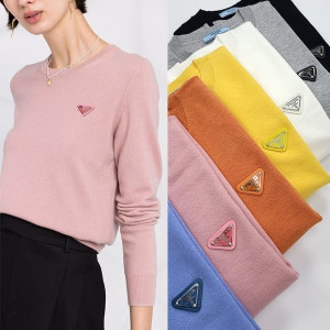 PRADA 프라다 플레이트 라운드 니트