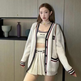 MIUMIU 미우미우  프레피 니트 가디건