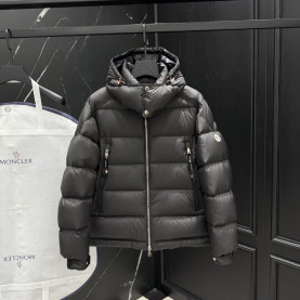 MONCLER 몽클레어 포이리에 다운 패딩 2COLOR