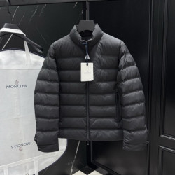MONCLER 몽클레어 로고 다운 패딩 자켓