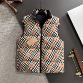 BURBERRY 버버리 체크 퍼퍼 질레 다운 베스트