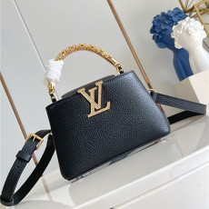 LOUIS VUITTON 루이비통 카퓌신 미니 M14177