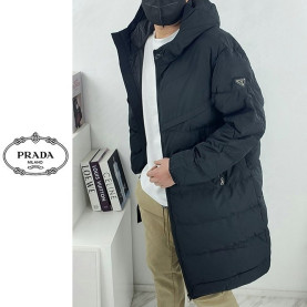 PRADA 프라다 삼각 로고 롱패딩