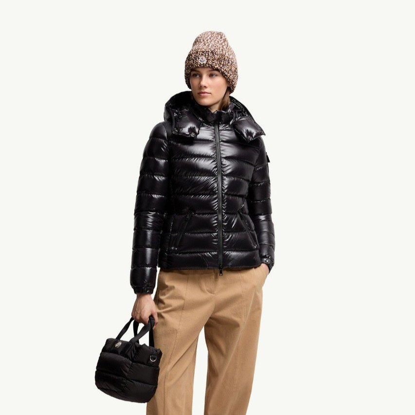 MONCLER 몽클레어 B012 바디 후드 숏 구스다운 패딩