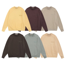 FEAR OF GOD 피어오브갓 에센셜 1812 톤온톤 스몰 로고 플리스 스웨트 셔츠