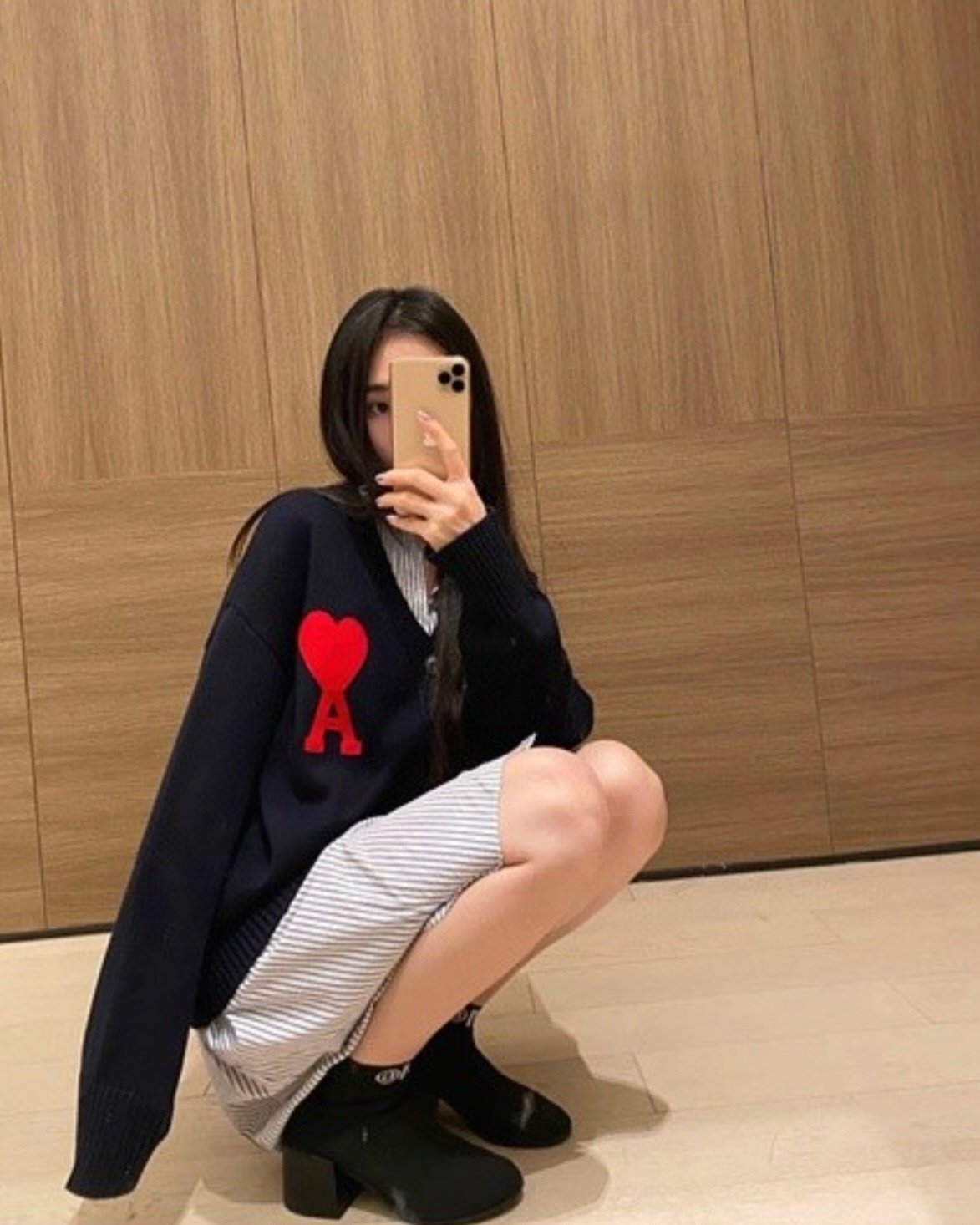 AMI 아미 드꾀흐 오버사이즈 가디건