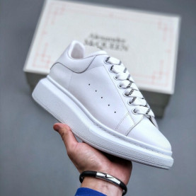 ●실사● 알렉산더 맥퀸 화이트 탭 오버솔 야광