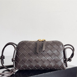 BOTTEGA VENETA 보테가베네타 콘서트 파우치 백 BV36088 4COLOR